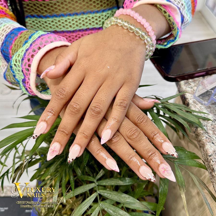 Trending Nail Art